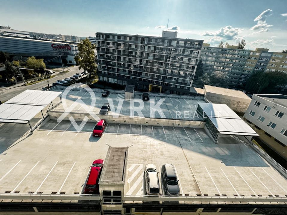 PRENÁJOM VONKAJŠIEHO PARK. MIESTA, POVAŽSKÁ, KE
